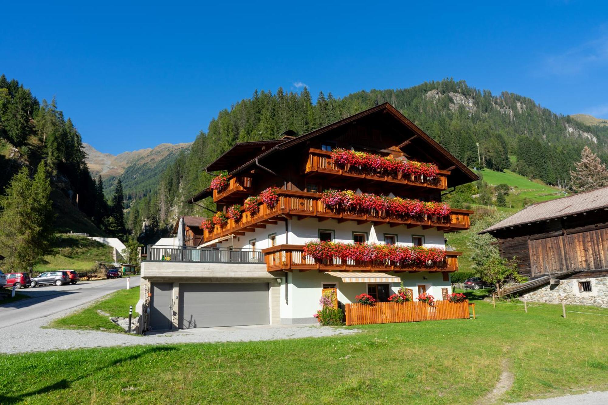 Gaestehaus Berger Санкт-Якоб-ин-Деферегген Экстерьер фото